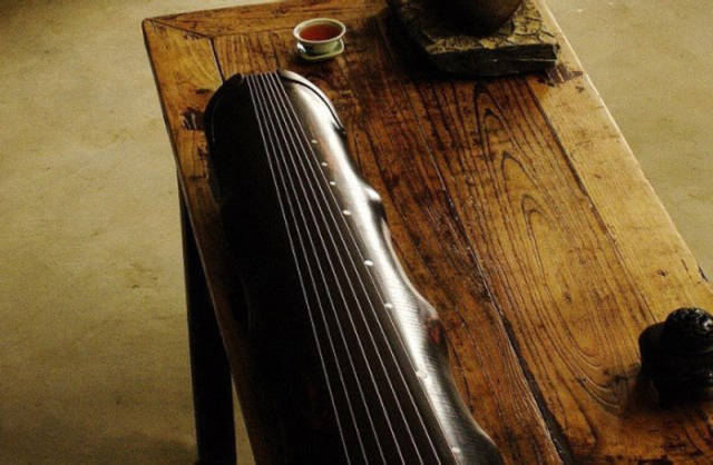 周口市古琴蕴含的传统文化，一把古琴制备出来要两年的时间